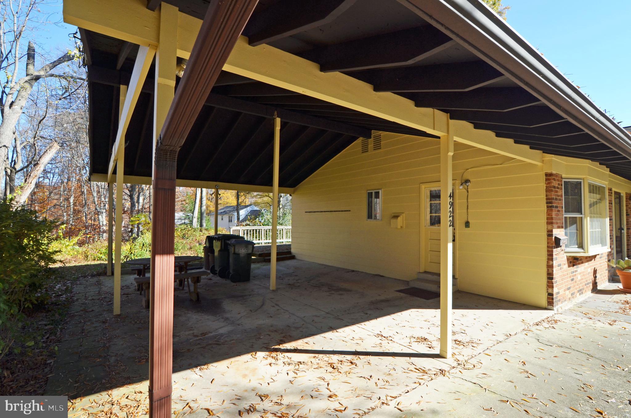 CANTERBURY WOODS - Residential