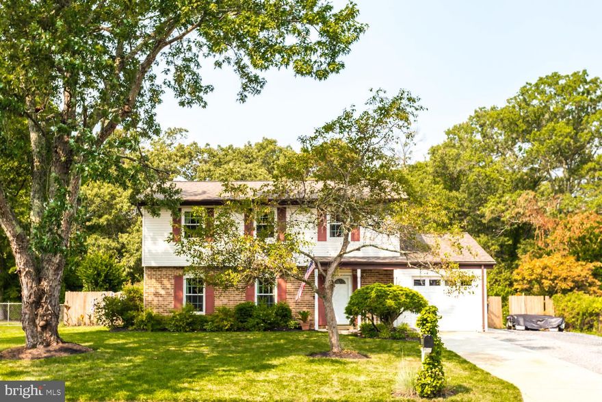 This well kept home is move in ready!! Charming two story Colonial with a renovated kitchen complete with granite countertops, an island and stainless steel appliances. The microwave and the oven include a convection option and  other settings. Dining room, family room and living room are ready for you to enjoy! Upstairs has 4 LARGE bedrooms and two full bathrooms. 

The outdoor paver patio has been beautifully landscaped and the HALF acre lot is perfect to entertain family and friends. Kitchen was remodeled in 2013, and the roof was replaced in 2015. There is also a 50 amp outlet outside perfect for charging a car or RV. NO HOA!!

This one won't last long! Schedule your showings today!