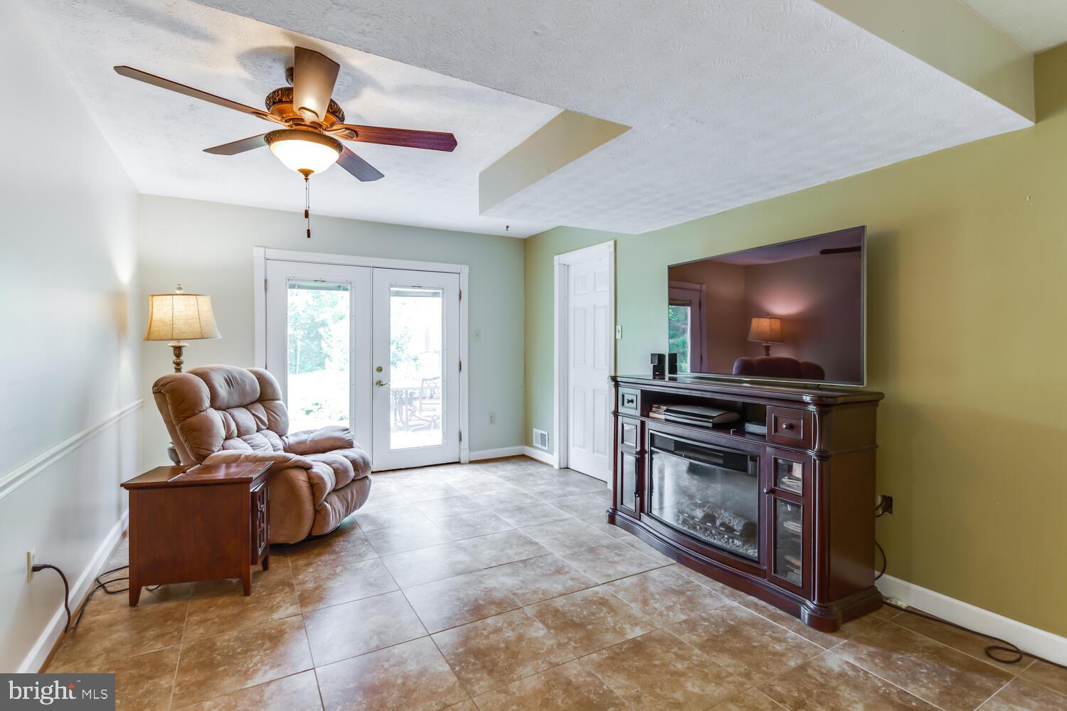 CARRINGTON - Residential