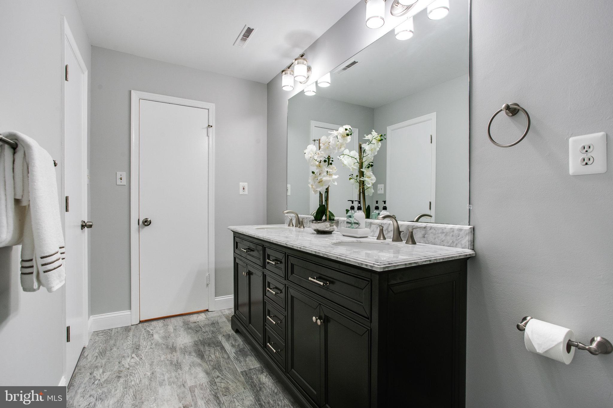 TANGLEWOOD - Residential