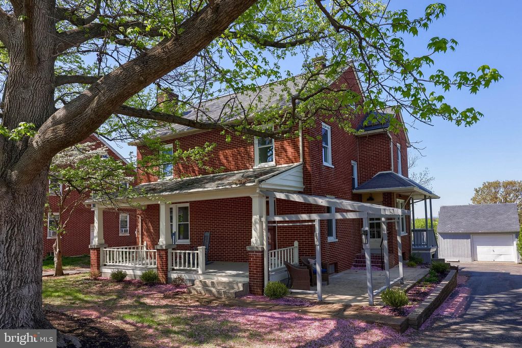 Photo of 1995 Old Philadelphia Pike, LANCASTER, PA 17602 (MLS # PALA2068962)