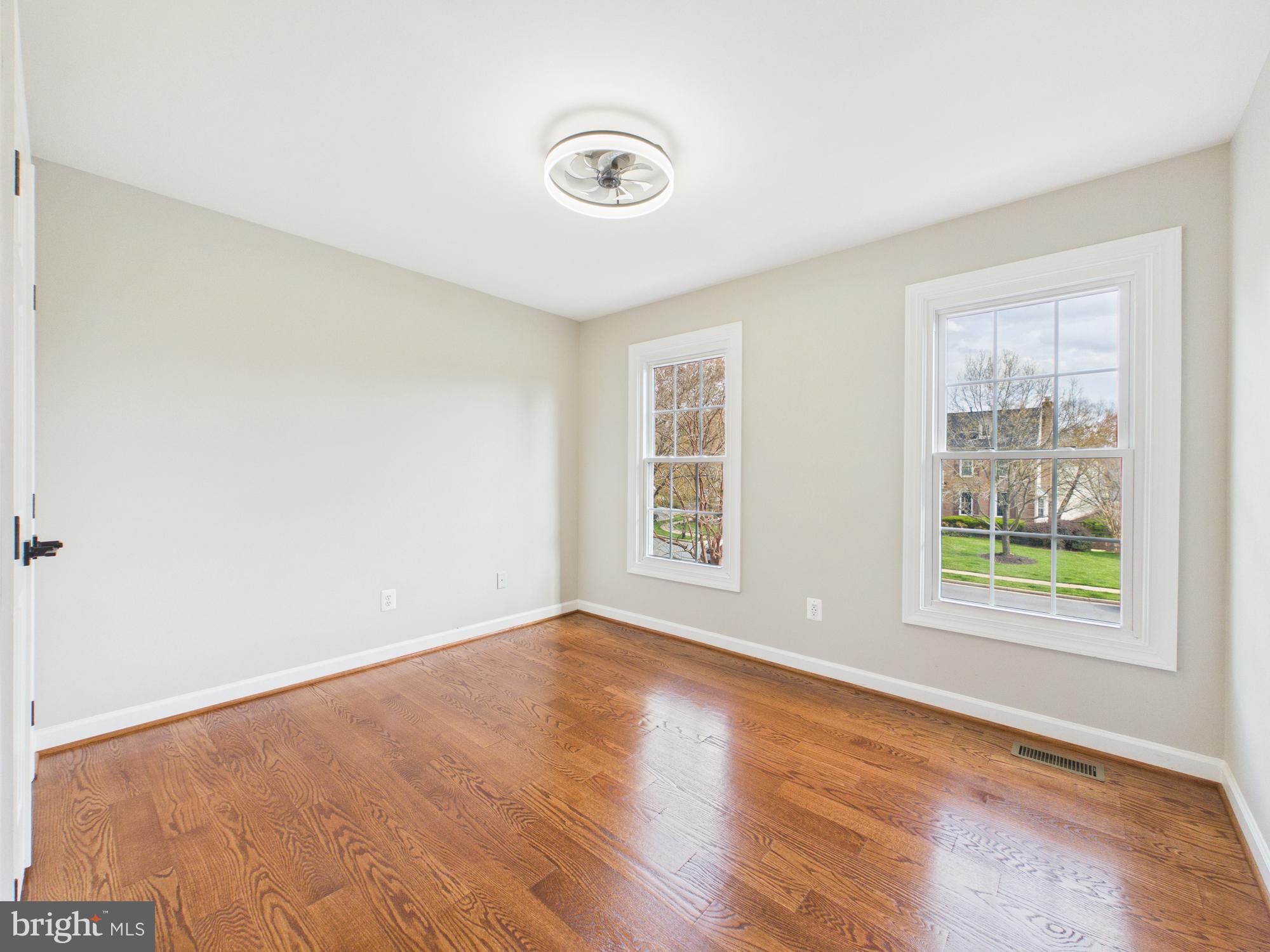 POTOMAC LAKES - Residential