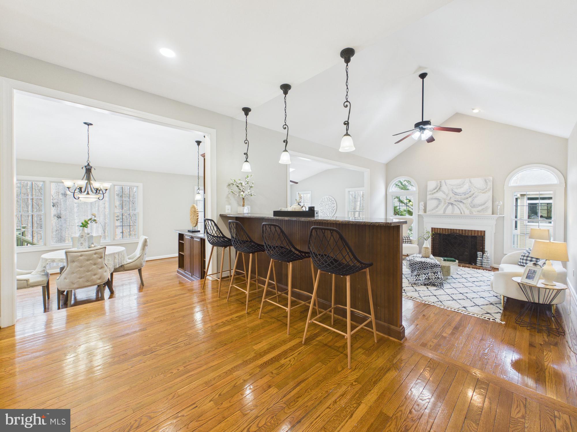 POTOMAC LAKES - Residential