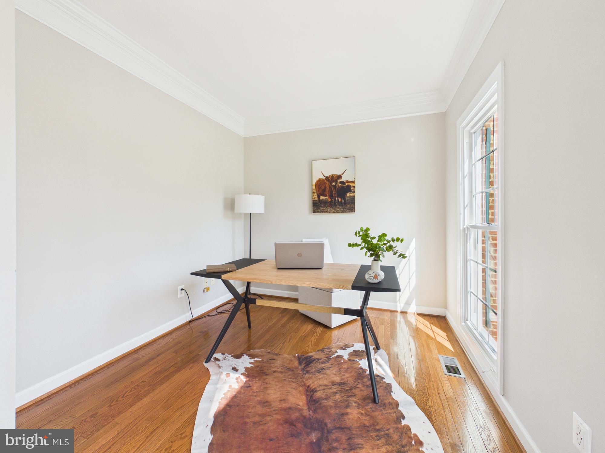 POTOMAC LAKES - Residential