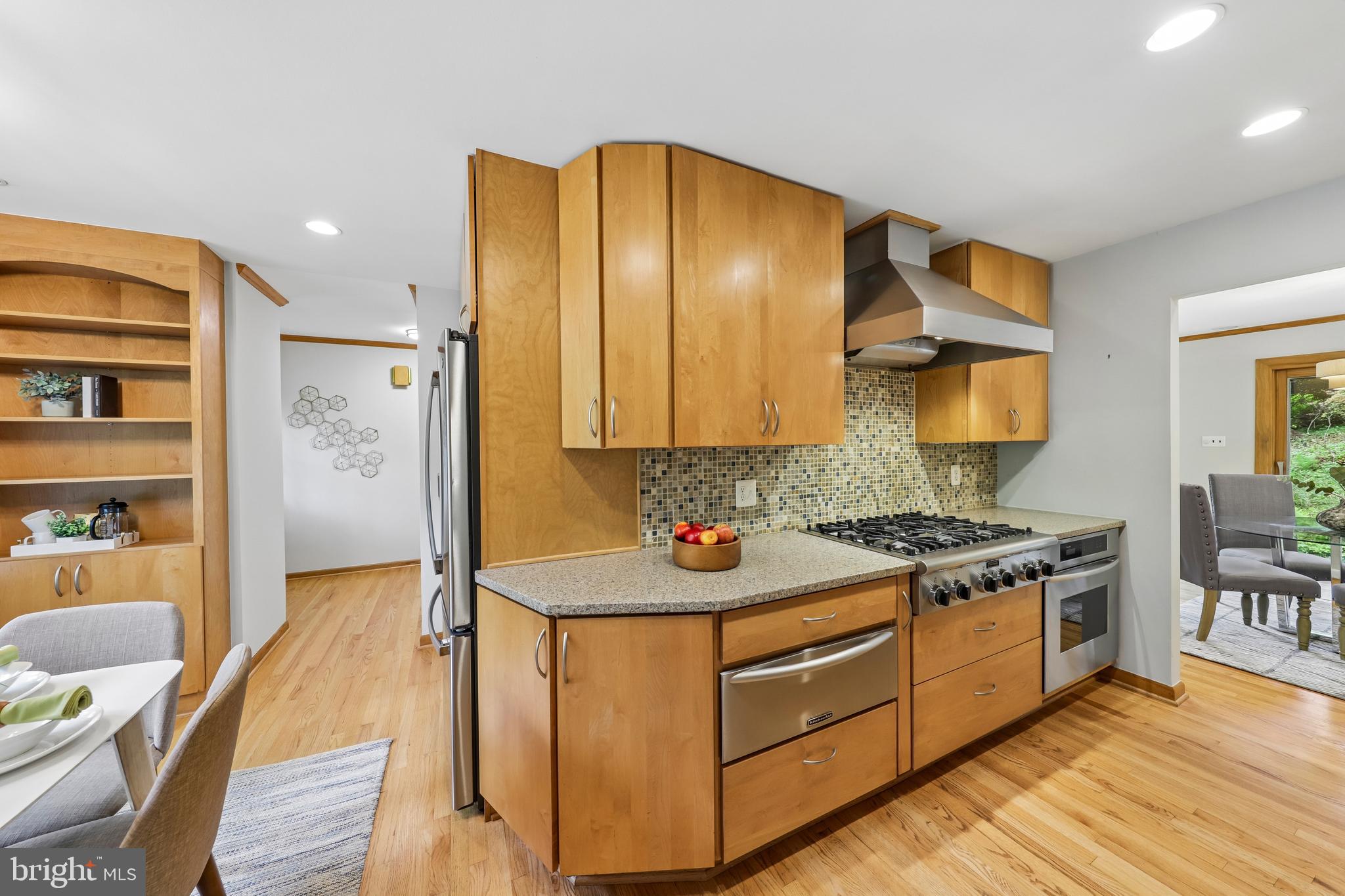 ROLLINGWOOD - Residential
