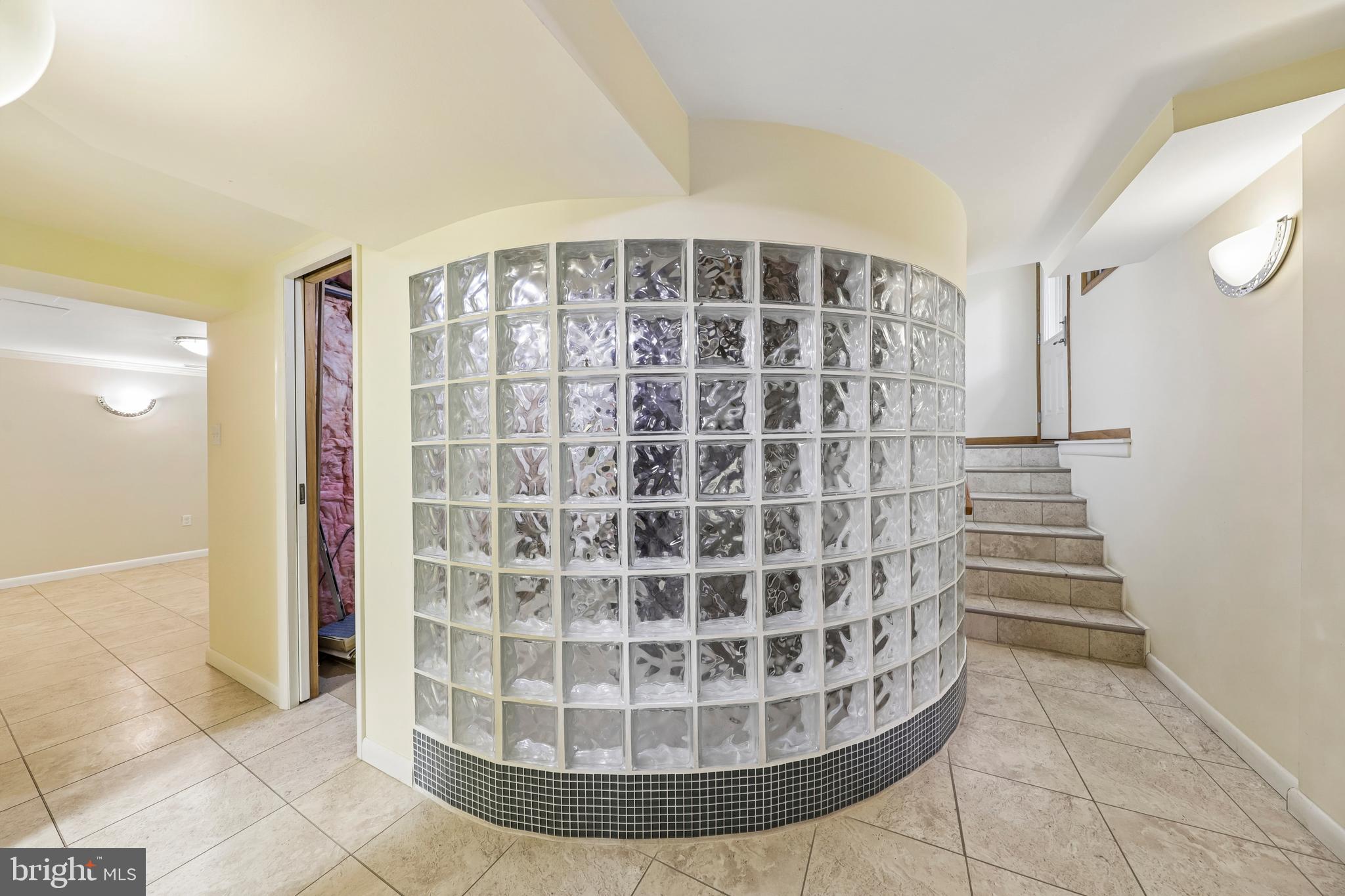 ROLLINGWOOD - Residential