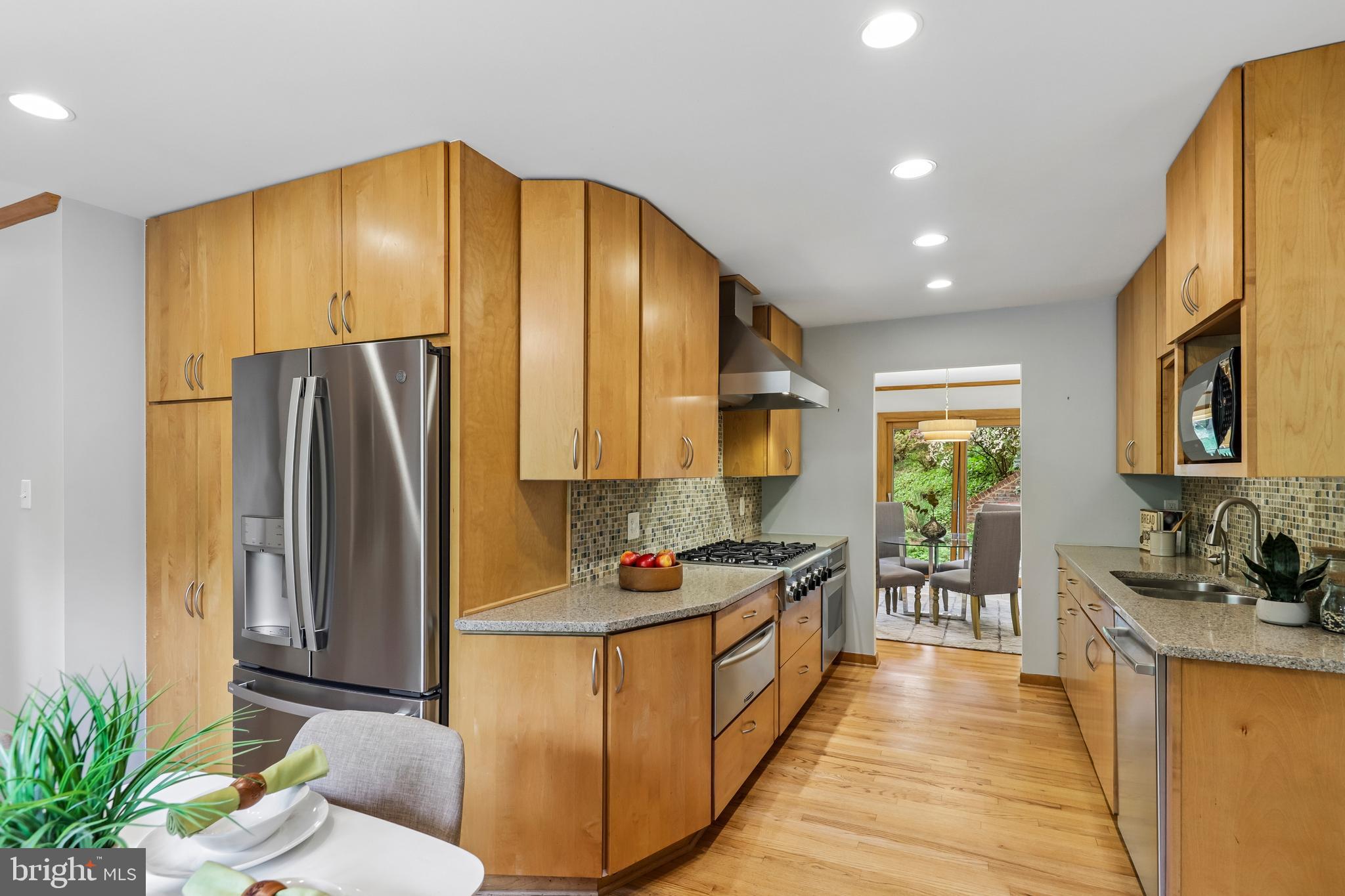 ROLLINGWOOD - Residential