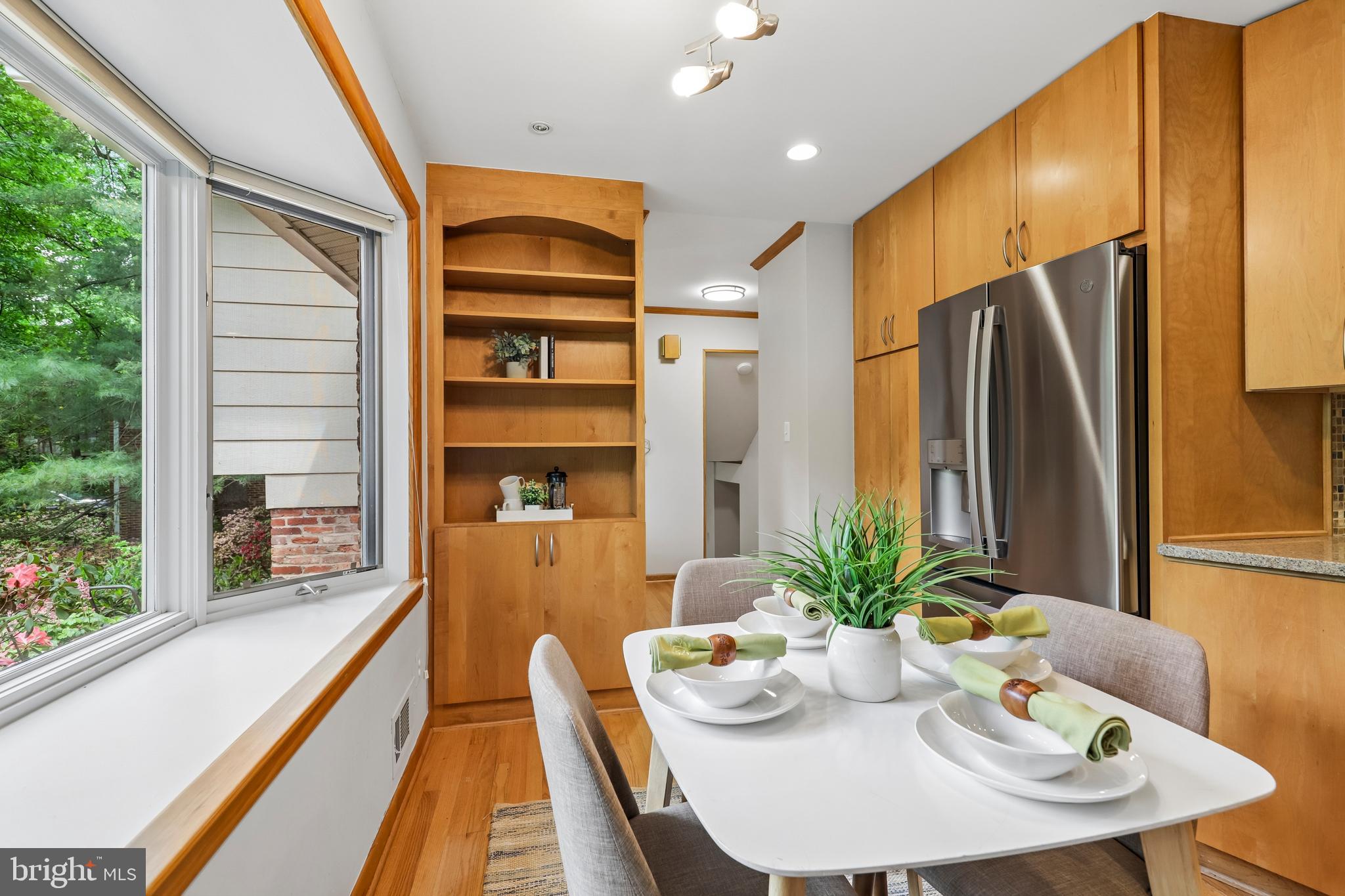 ROLLINGWOOD - Residential