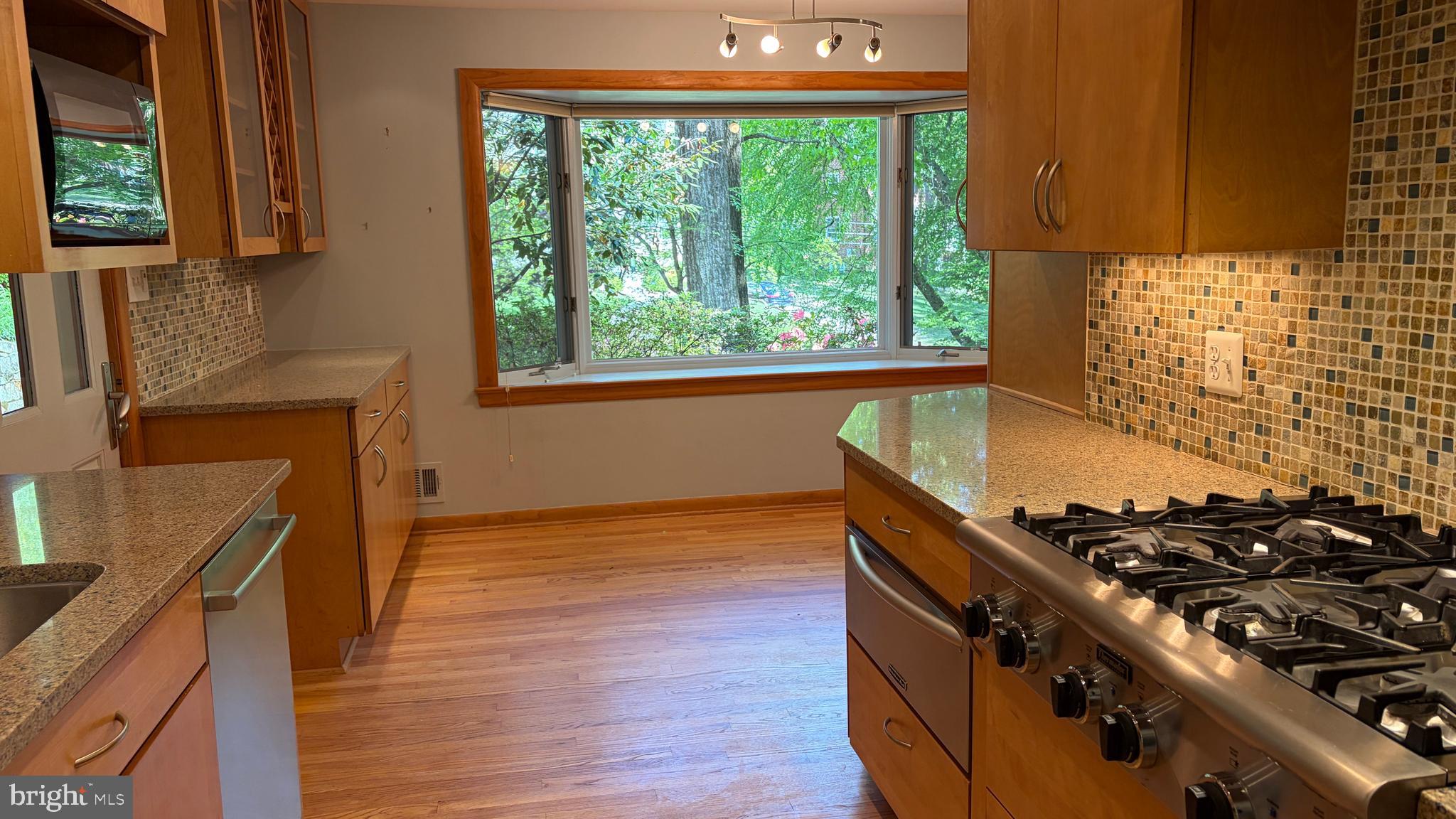 ROLLINGWOOD - Residential