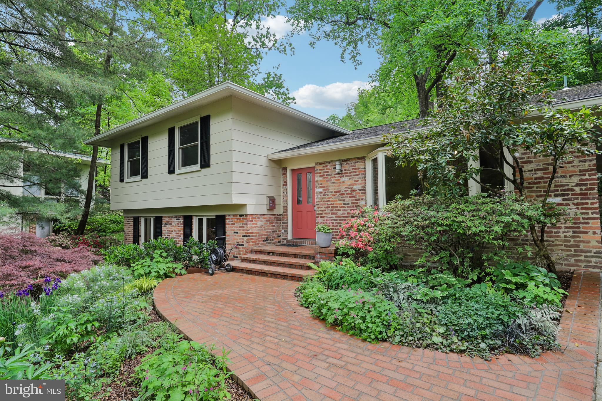 ROLLINGWOOD - Residential