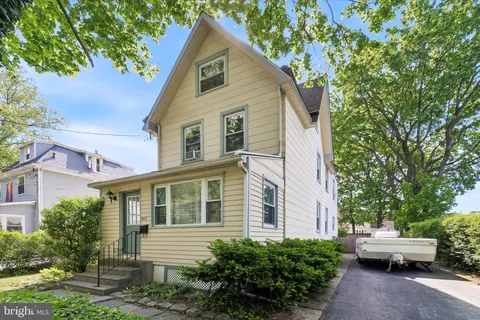 317 S Ridgeway Avenue, Glenolden, PA 19036 - MLS#: PADE2090420