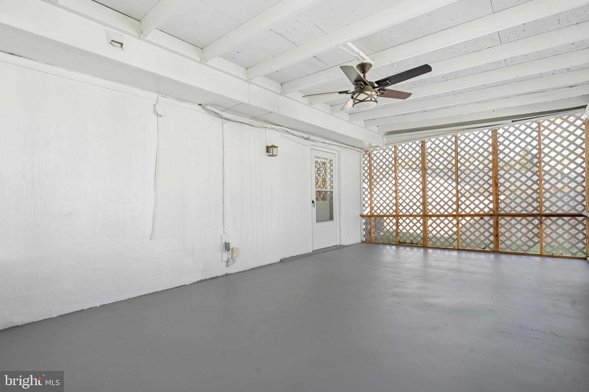 DALE CITY - Residential