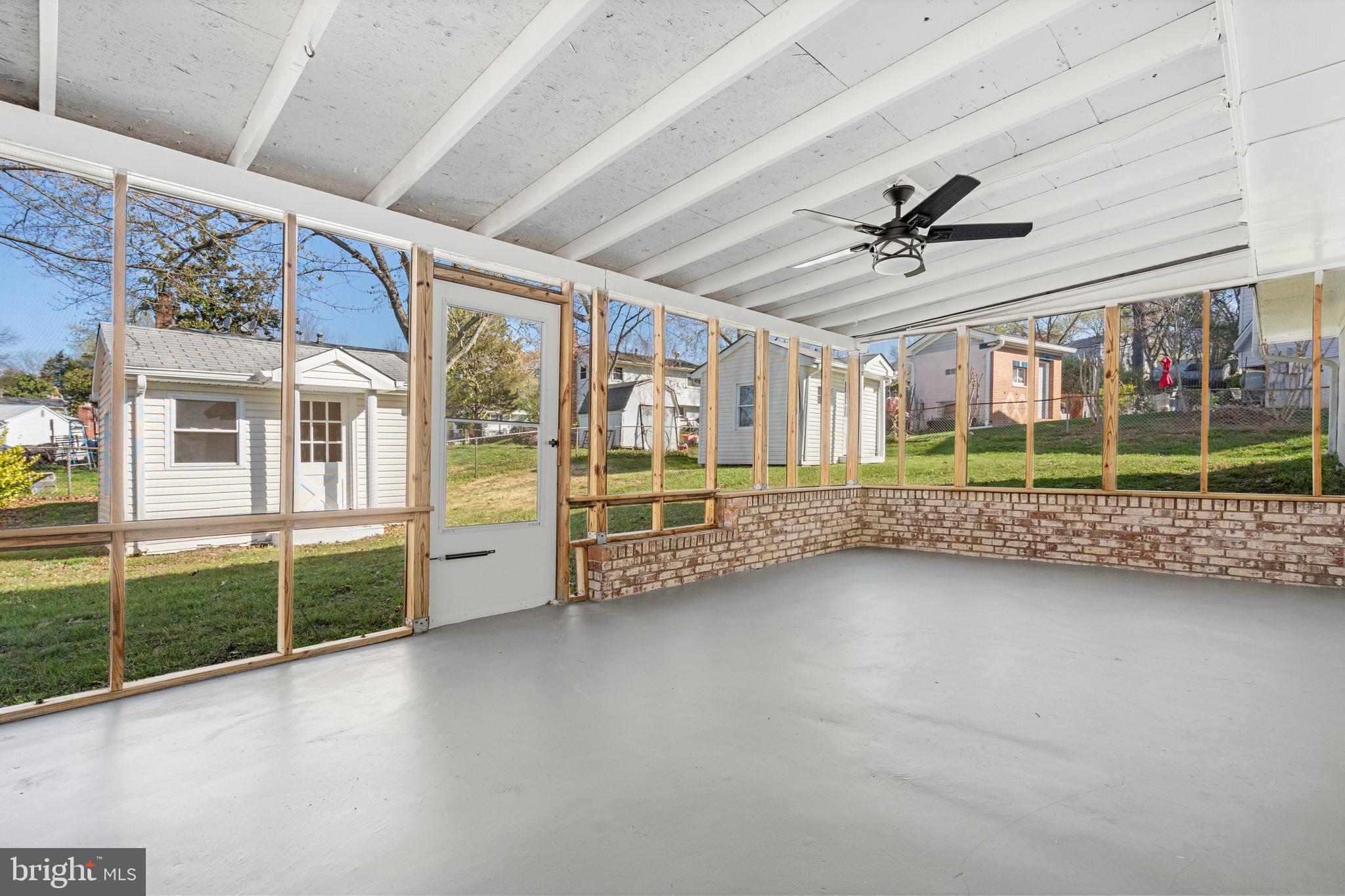 DALE CITY - Residential