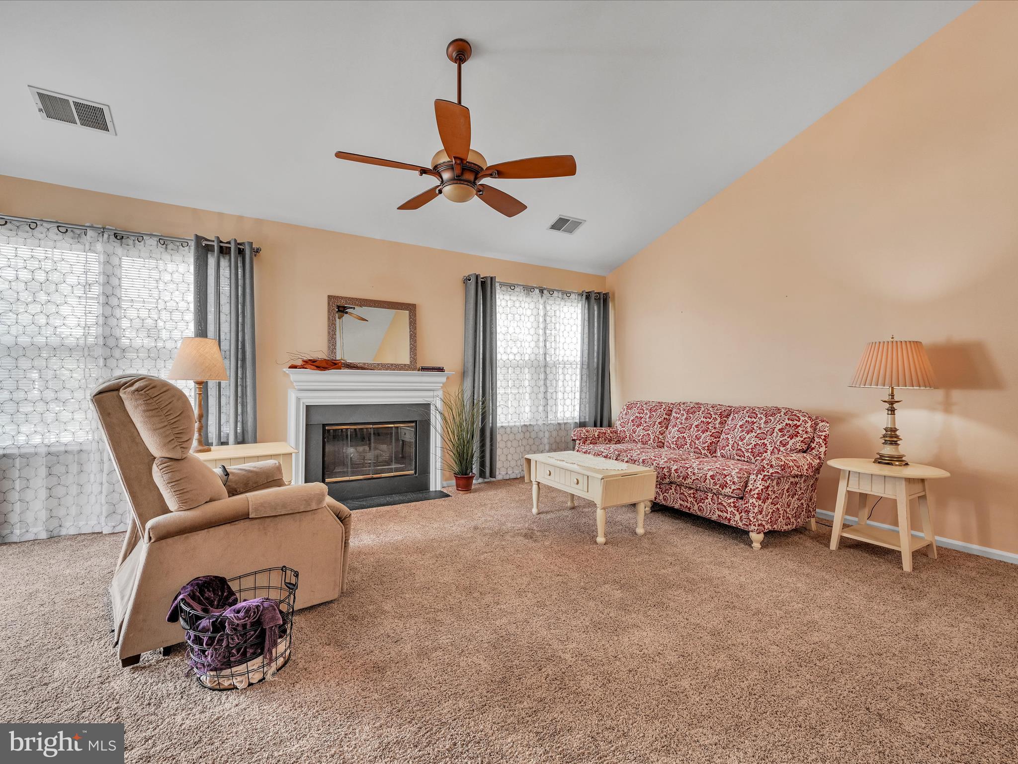 SPRING RIDGE - Residential