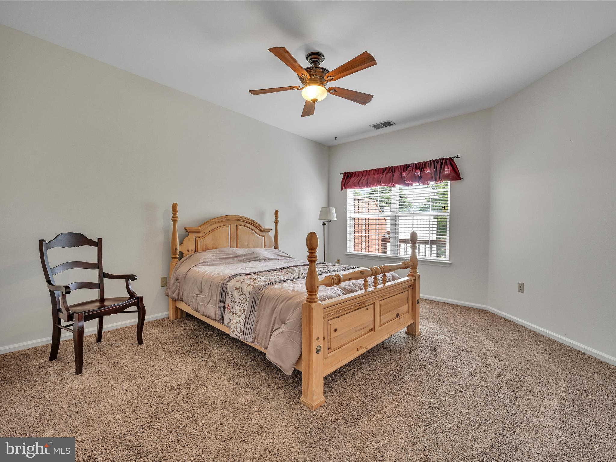 SPRING RIDGE - Residential