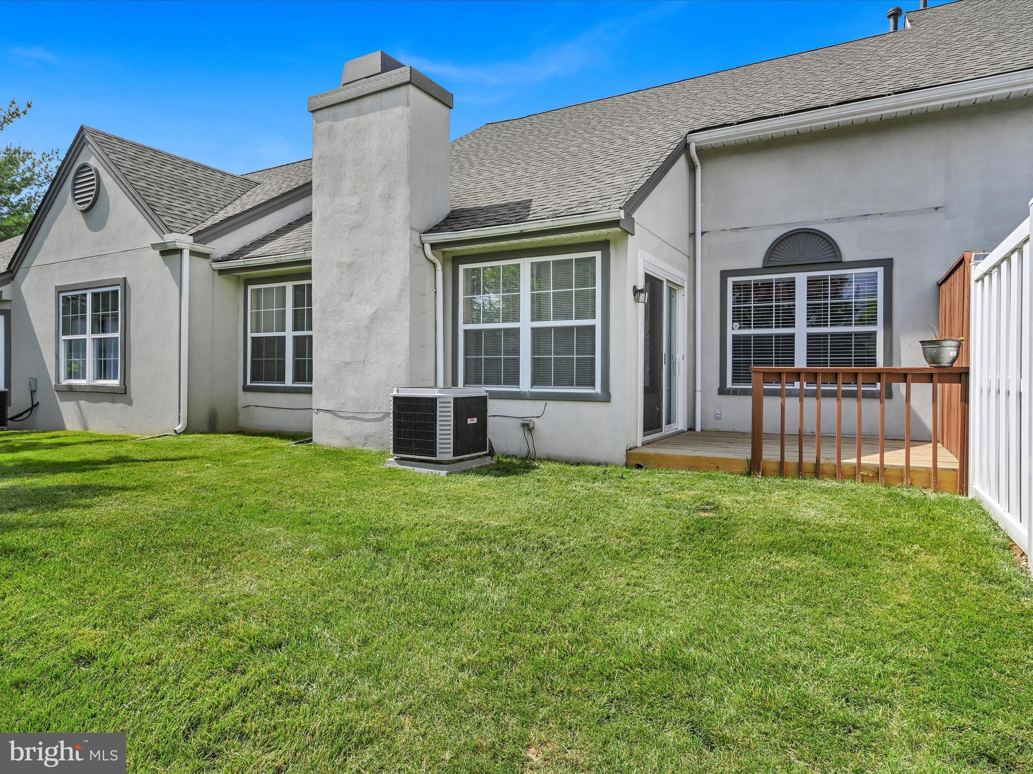 SPRING RIDGE - Residential