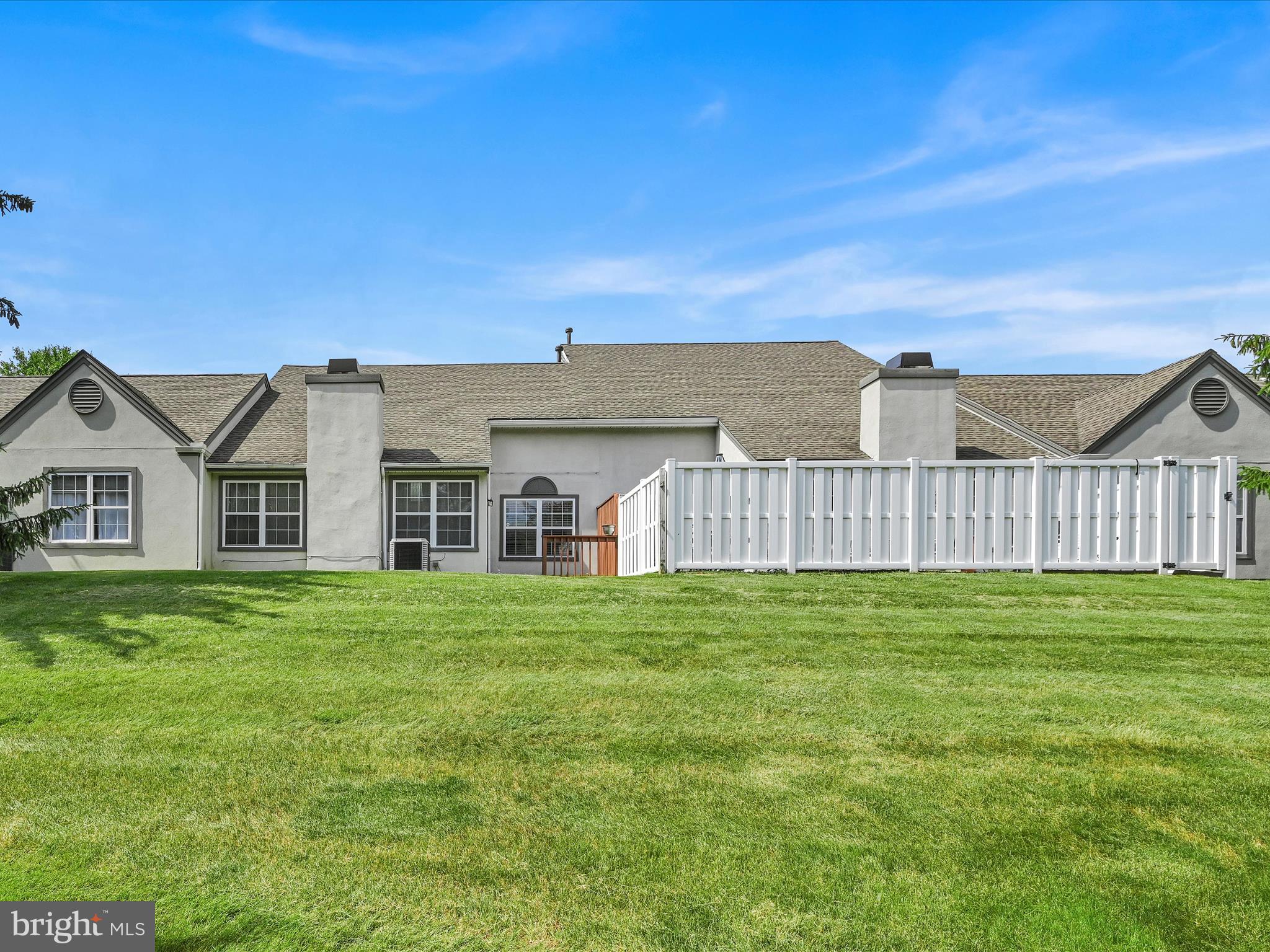 SPRING RIDGE - Residential