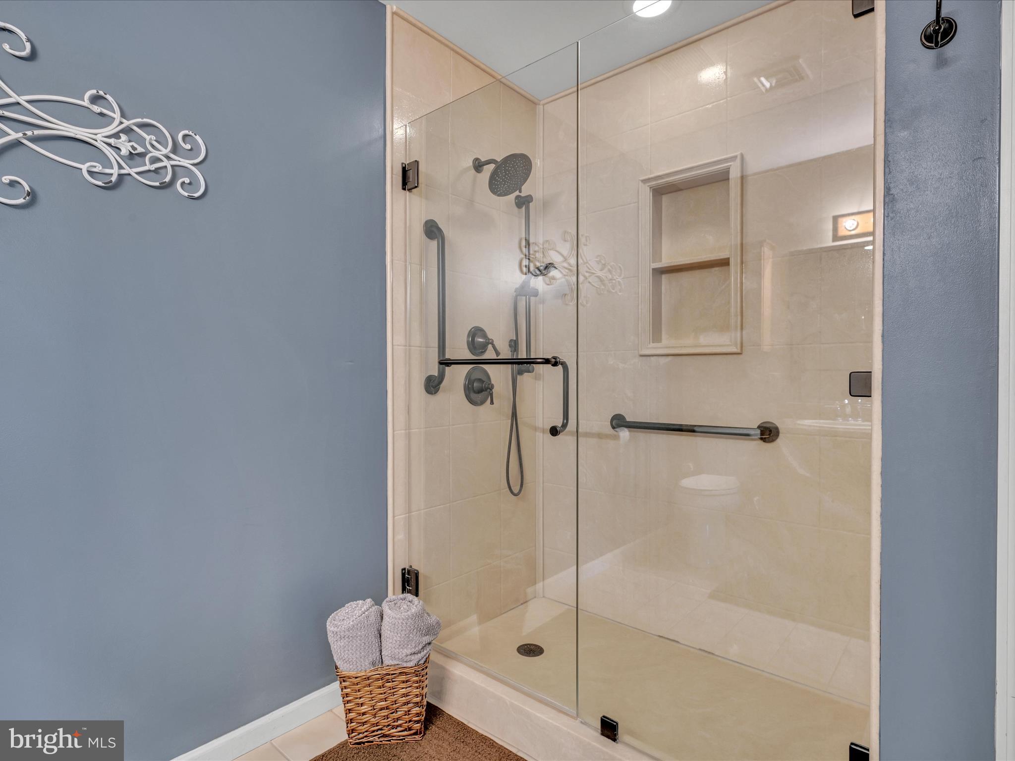 SPRING RIDGE - Residential