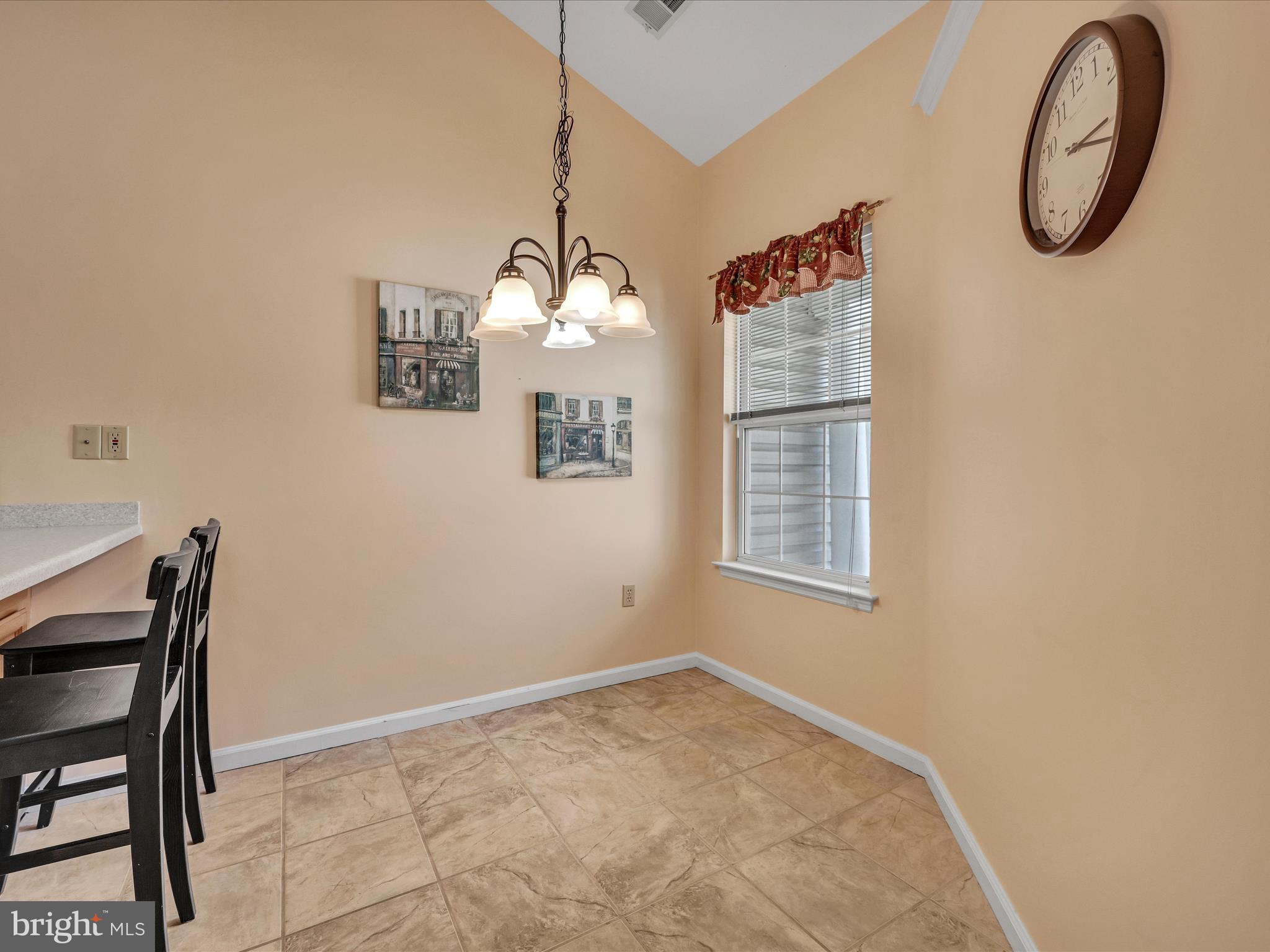 SPRING RIDGE - Residential