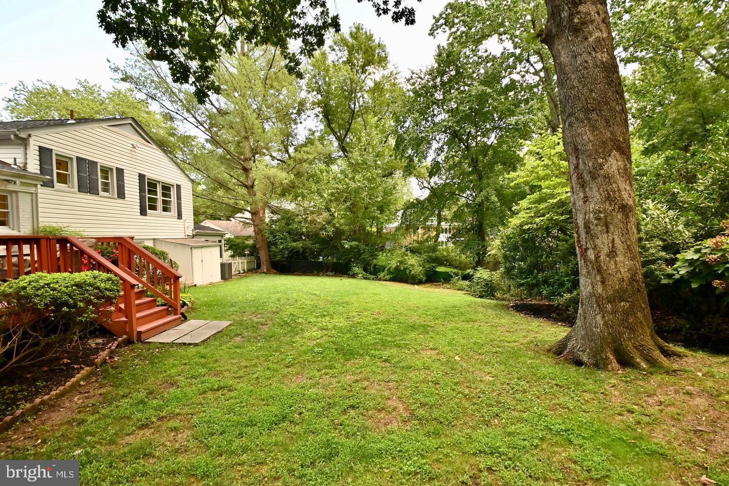 LAKE BARCROFT - Residential Lease