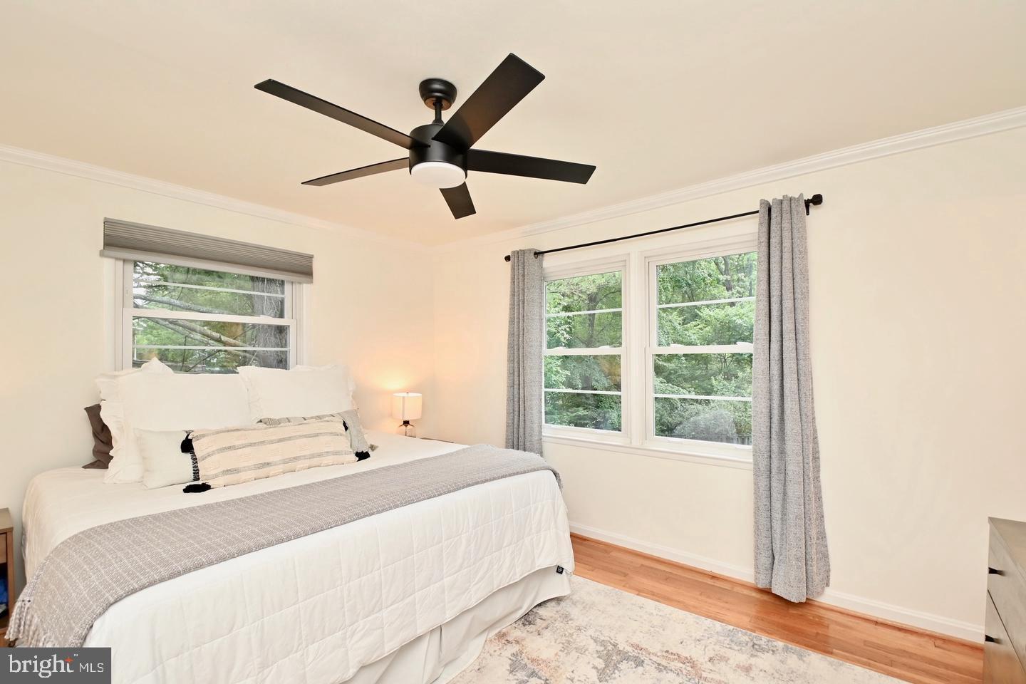 LAKE BARCROFT - Residential Lease