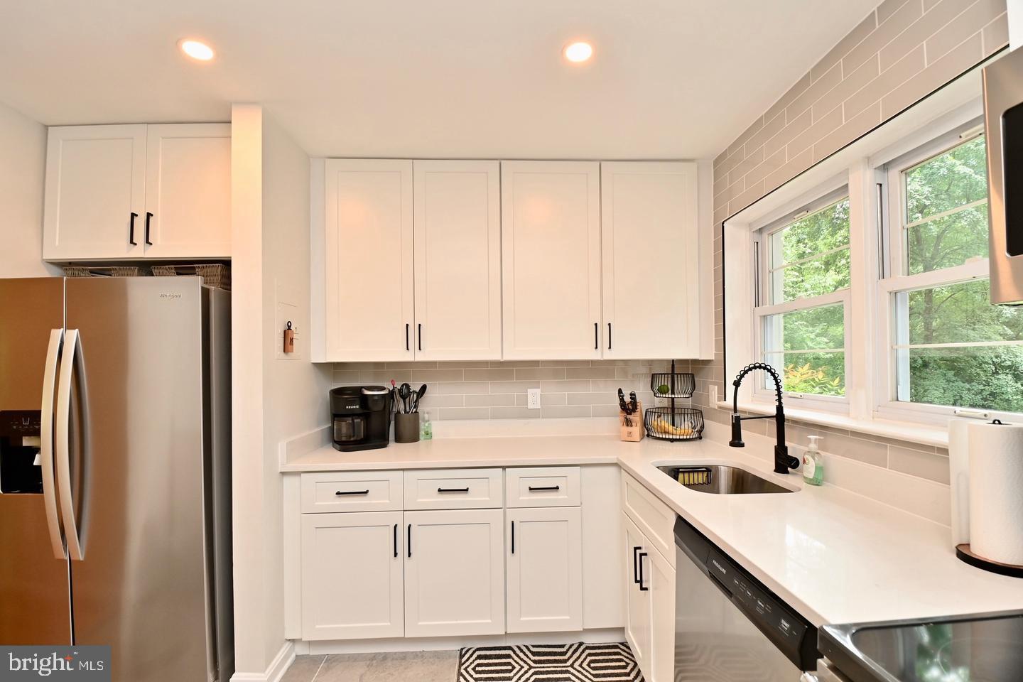 LAKE BARCROFT - Residential Lease