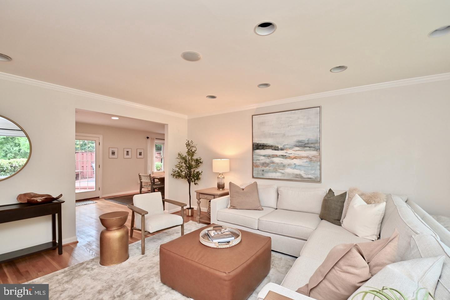 LAKE BARCROFT - Residential Lease