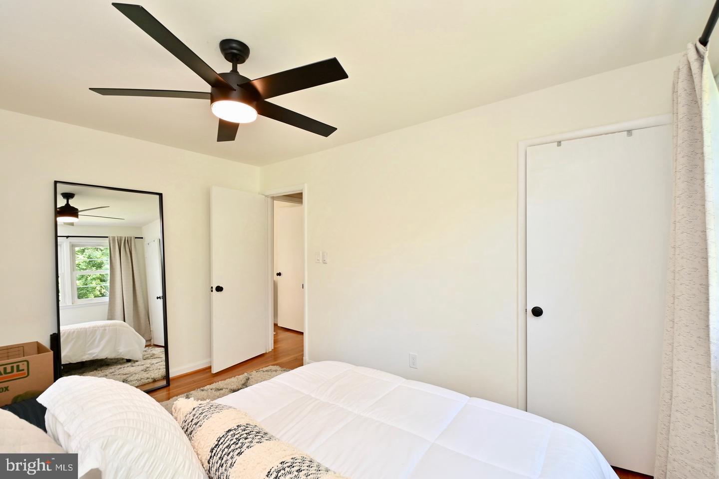 LAKE BARCROFT - Residential Lease