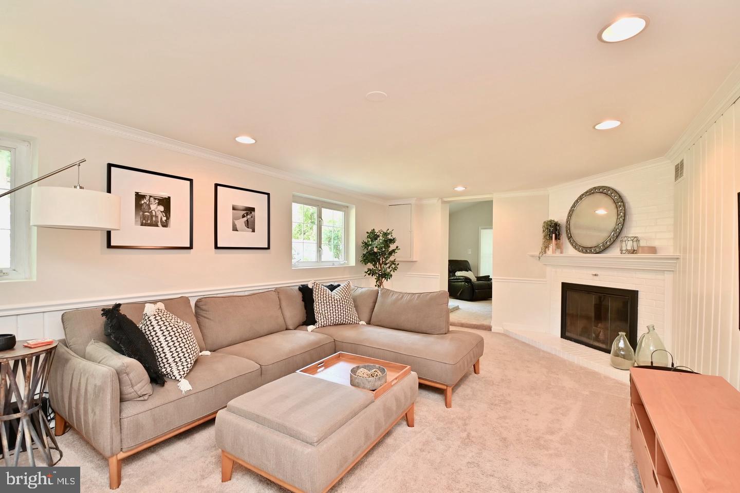 LAKE BARCROFT - Residential Lease