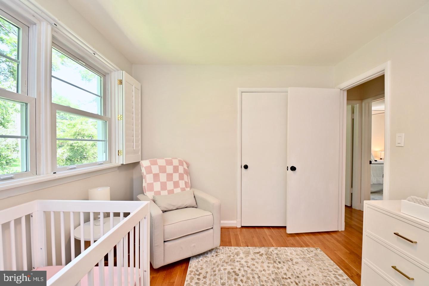 LAKE BARCROFT - Residential Lease