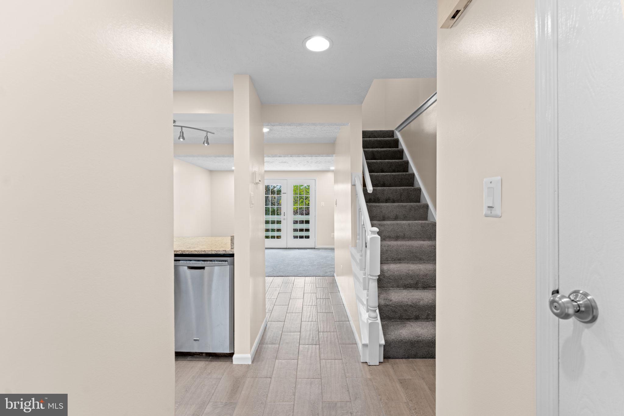 THORNHILL - Residential Lease