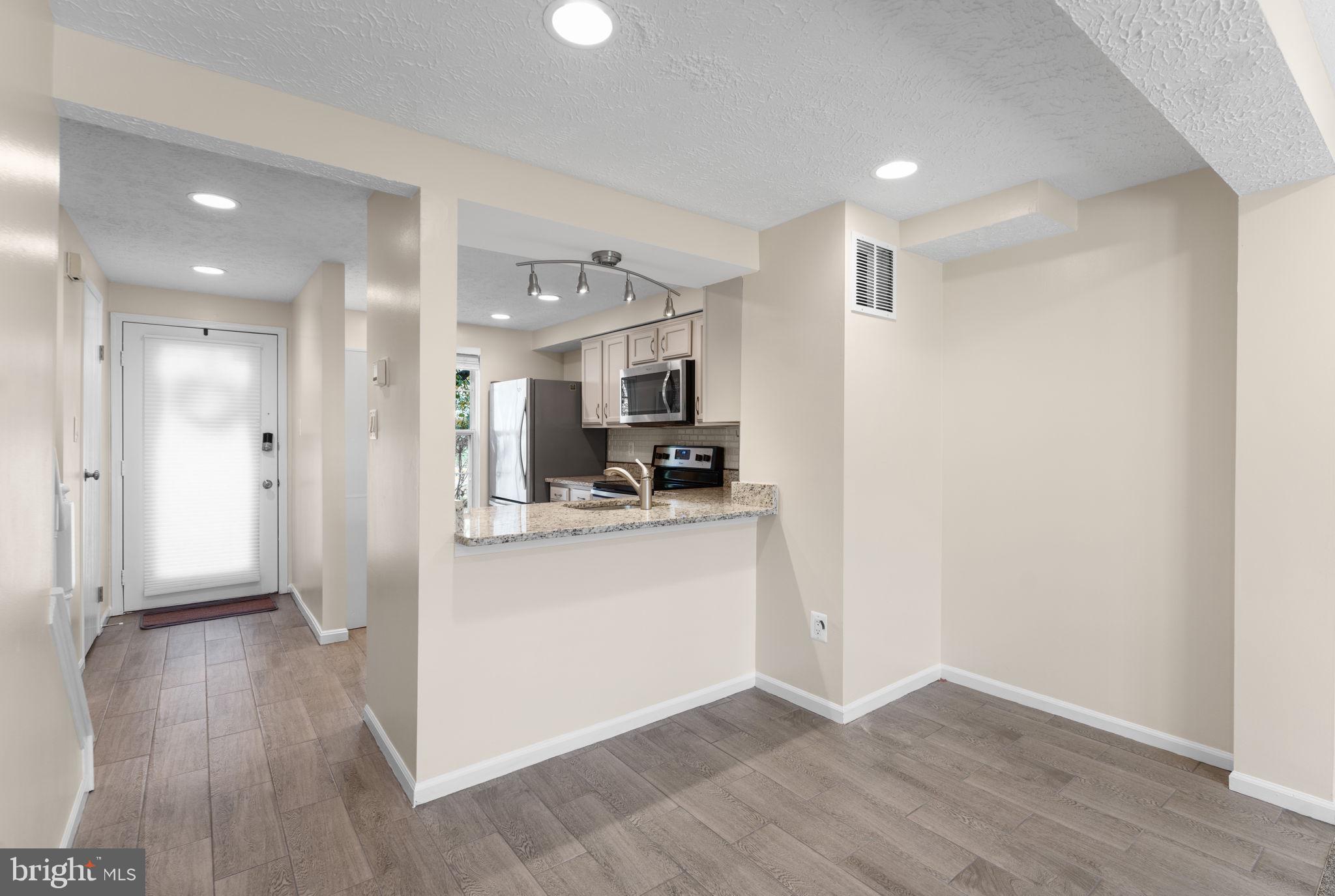 THORNHILL - Residential Lease