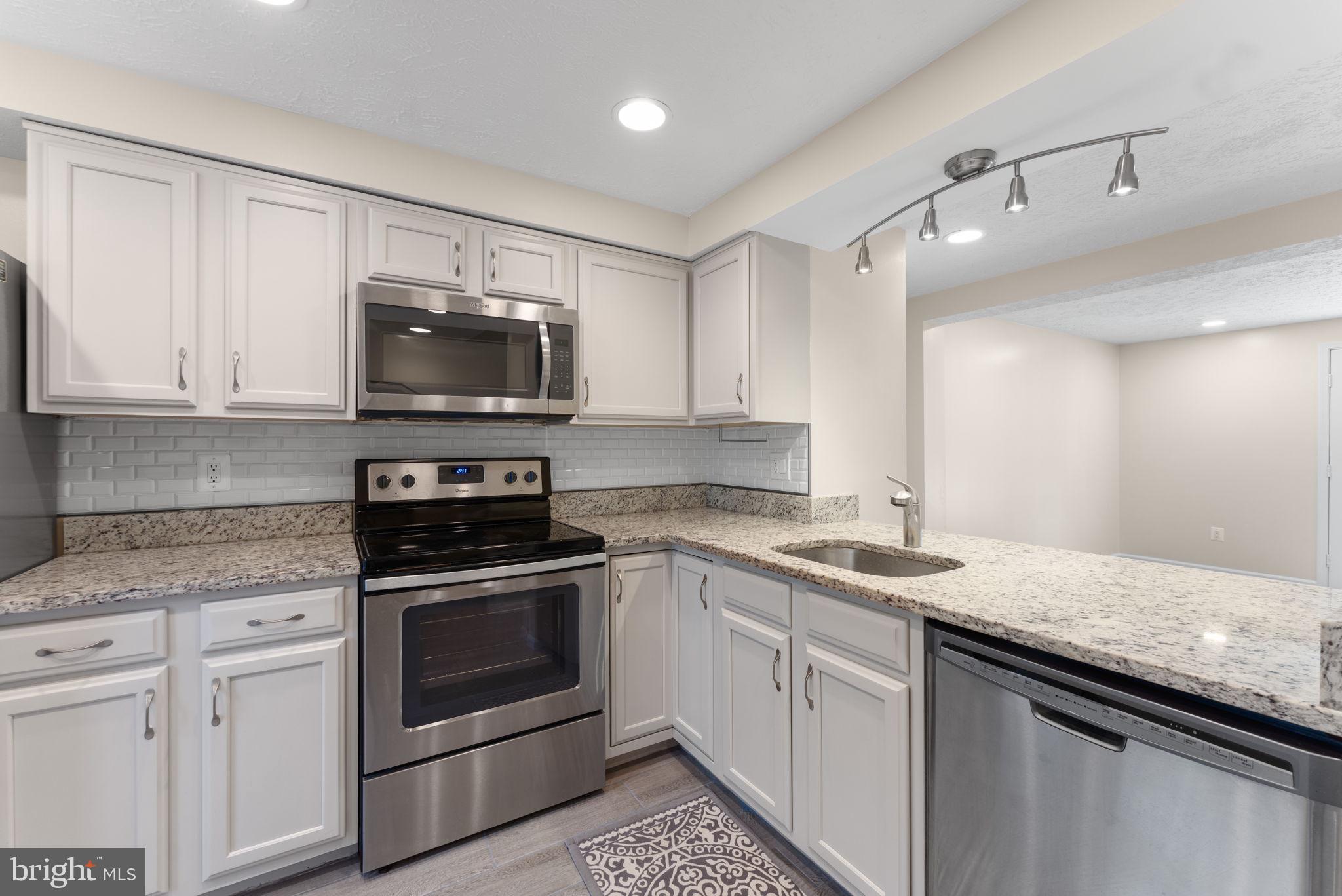 THORNHILL - Residential Lease