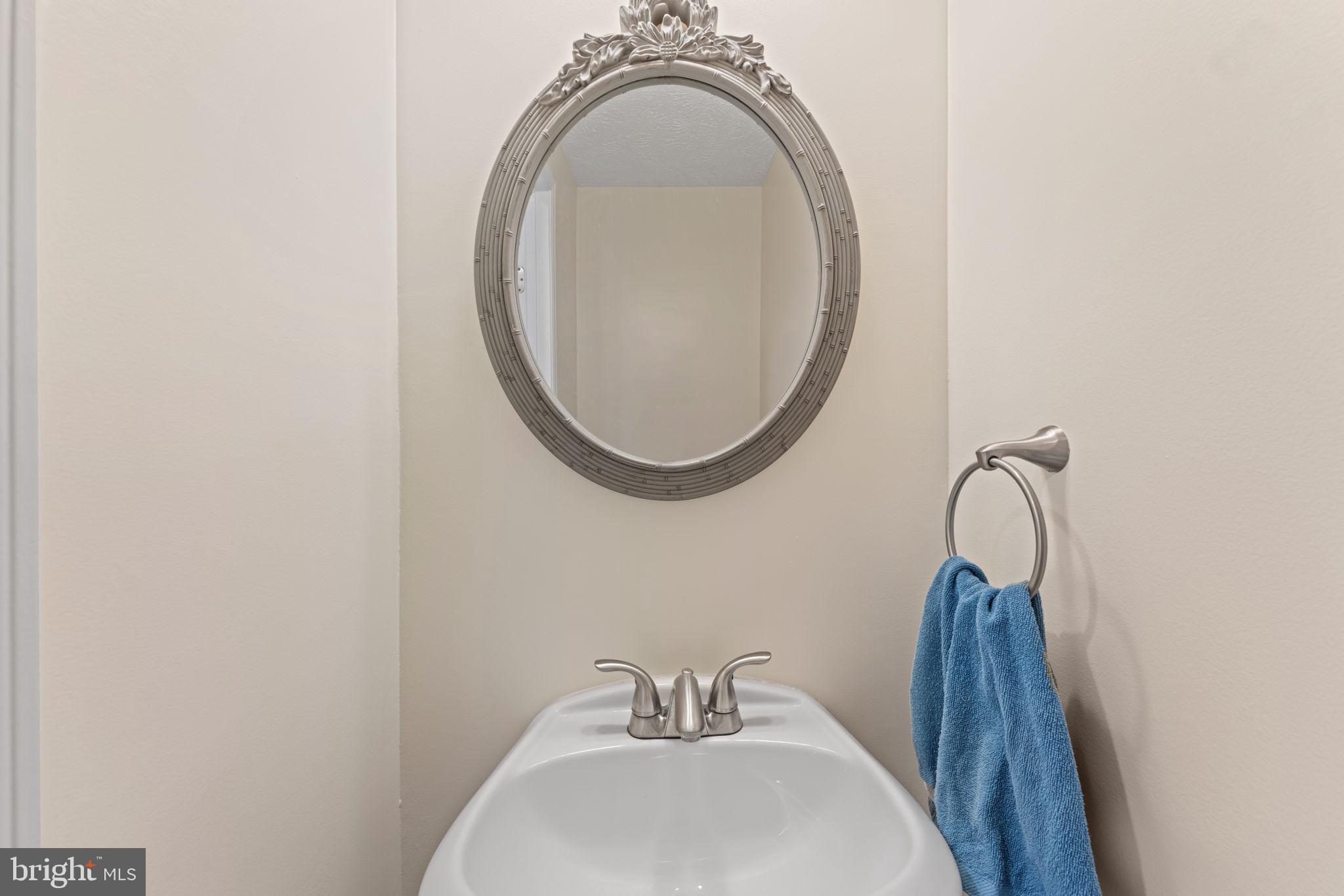 THORNHILL - Residential Lease