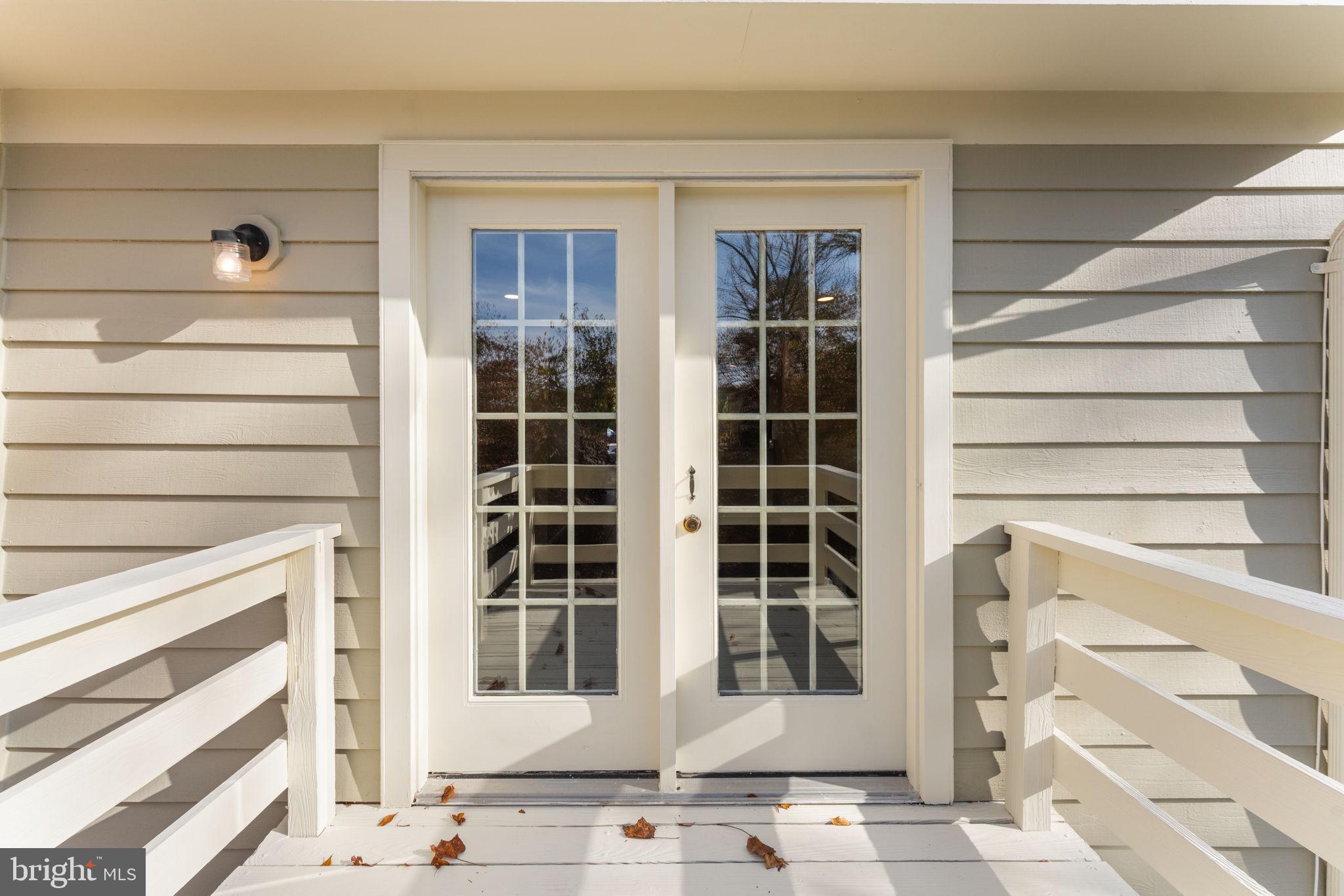 THORNHILL - Residential Lease