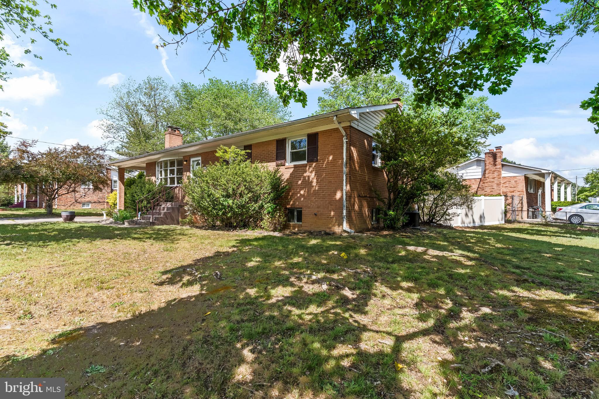 10504 MULLIKIN DRIVE