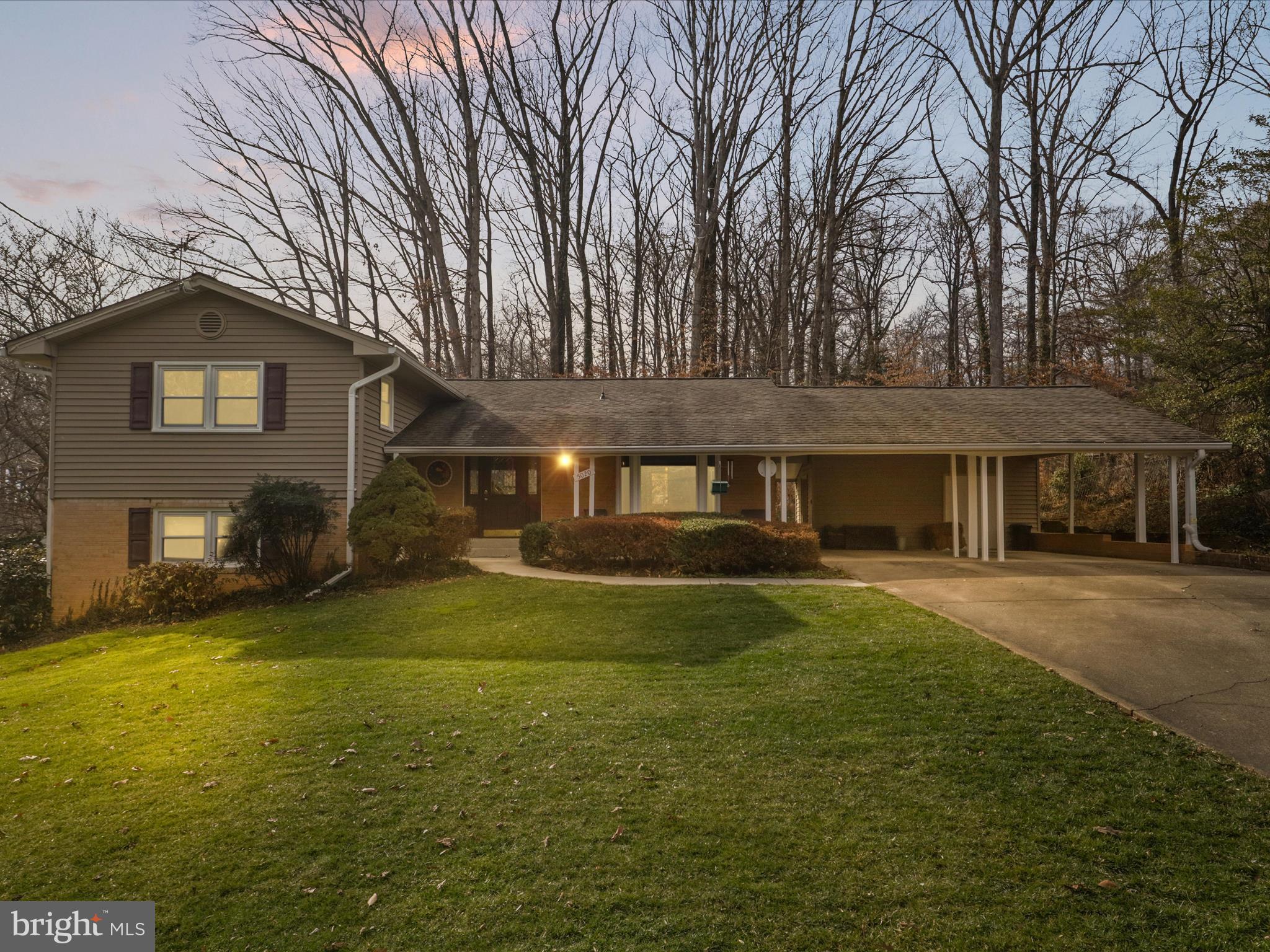 TALL OAKS - Residential