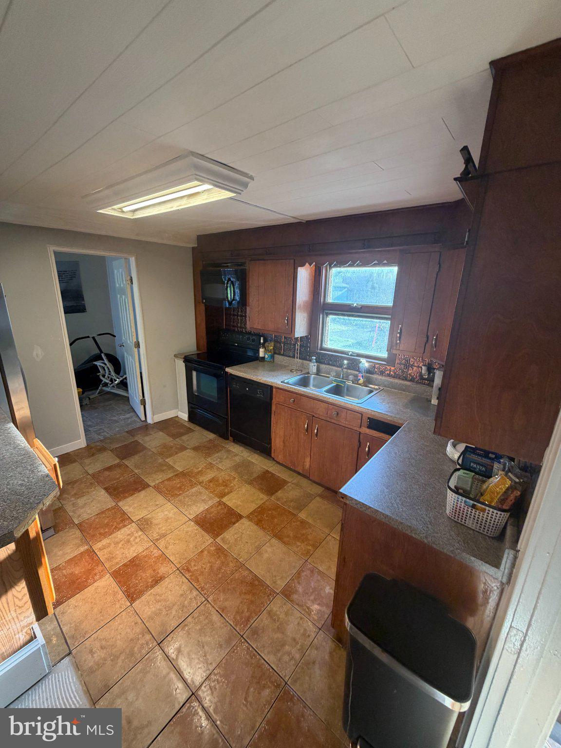 ELVERSON - Residential