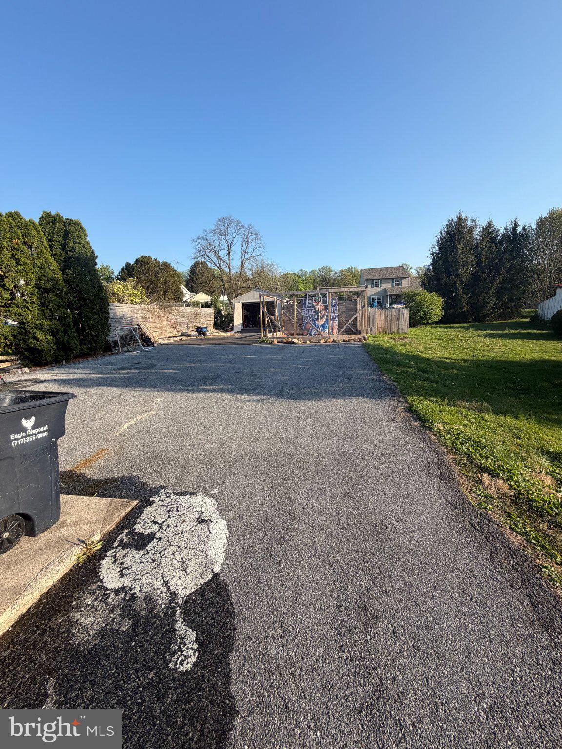 ELVERSON - Residential