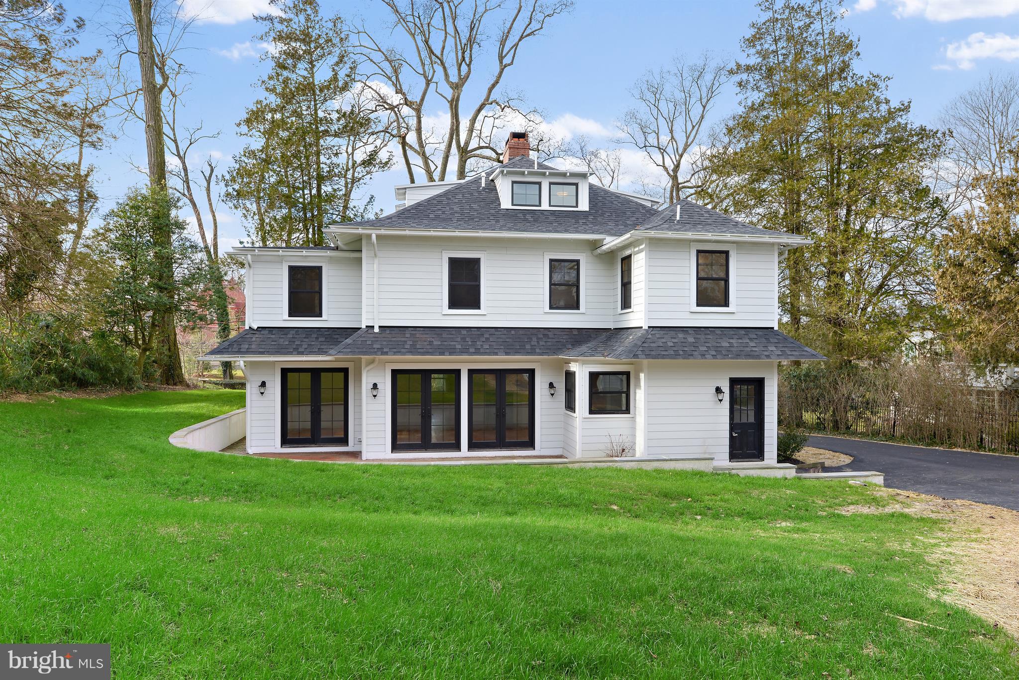 BRYN MAWR - Residential