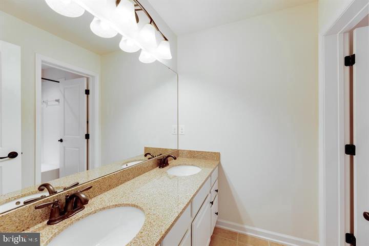 CD SMITH - Residential Lease