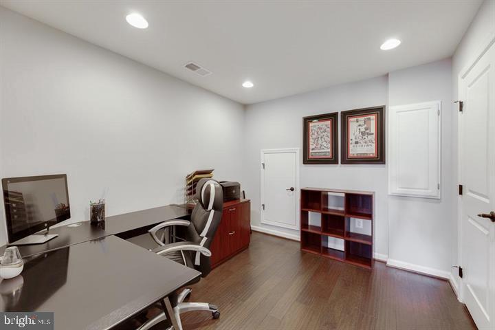 CD SMITH - Residential Lease