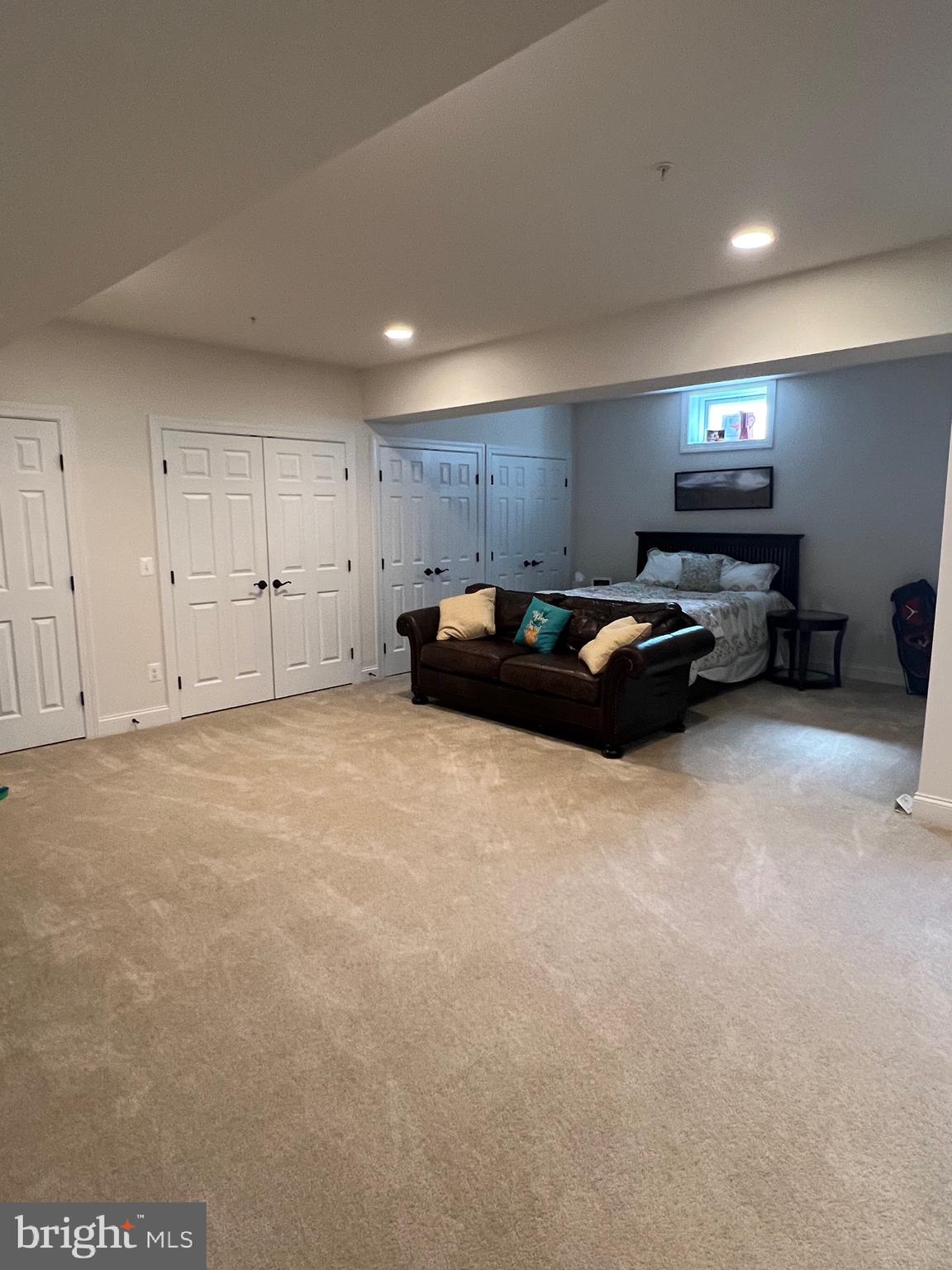 TURNBURY RUN AT ZEBRON - Residential