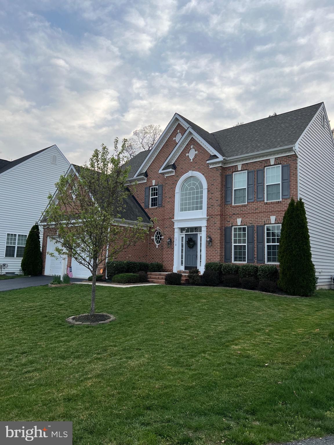 TURNBURY RUN AT ZEBRON - Residential