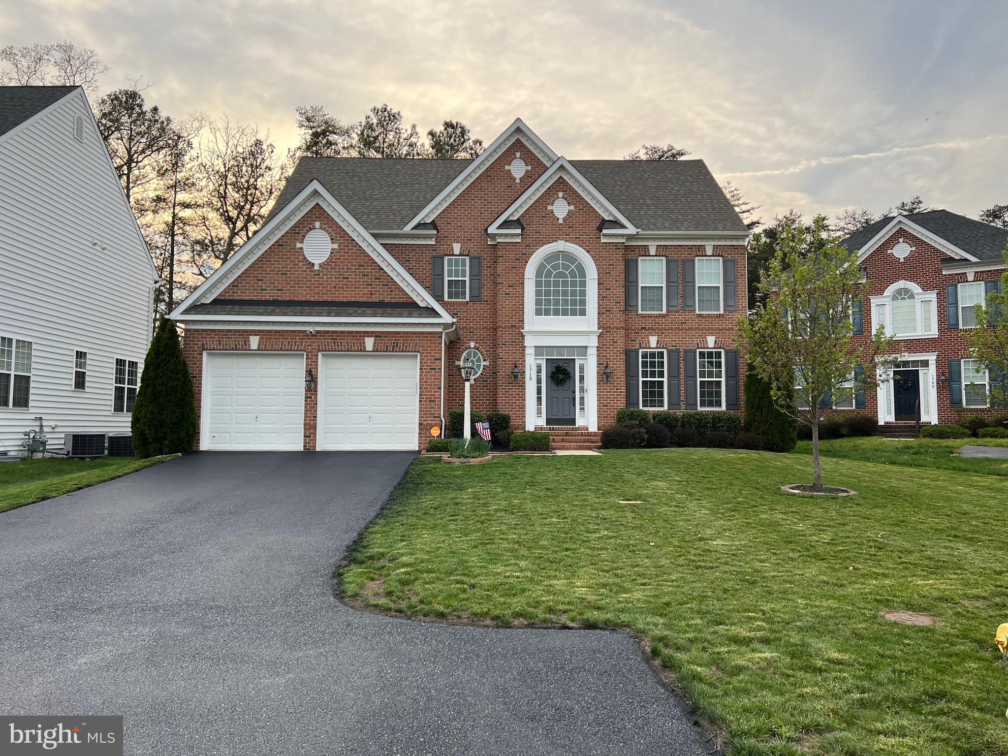 TURNBURY RUN AT ZEBRON - Residential