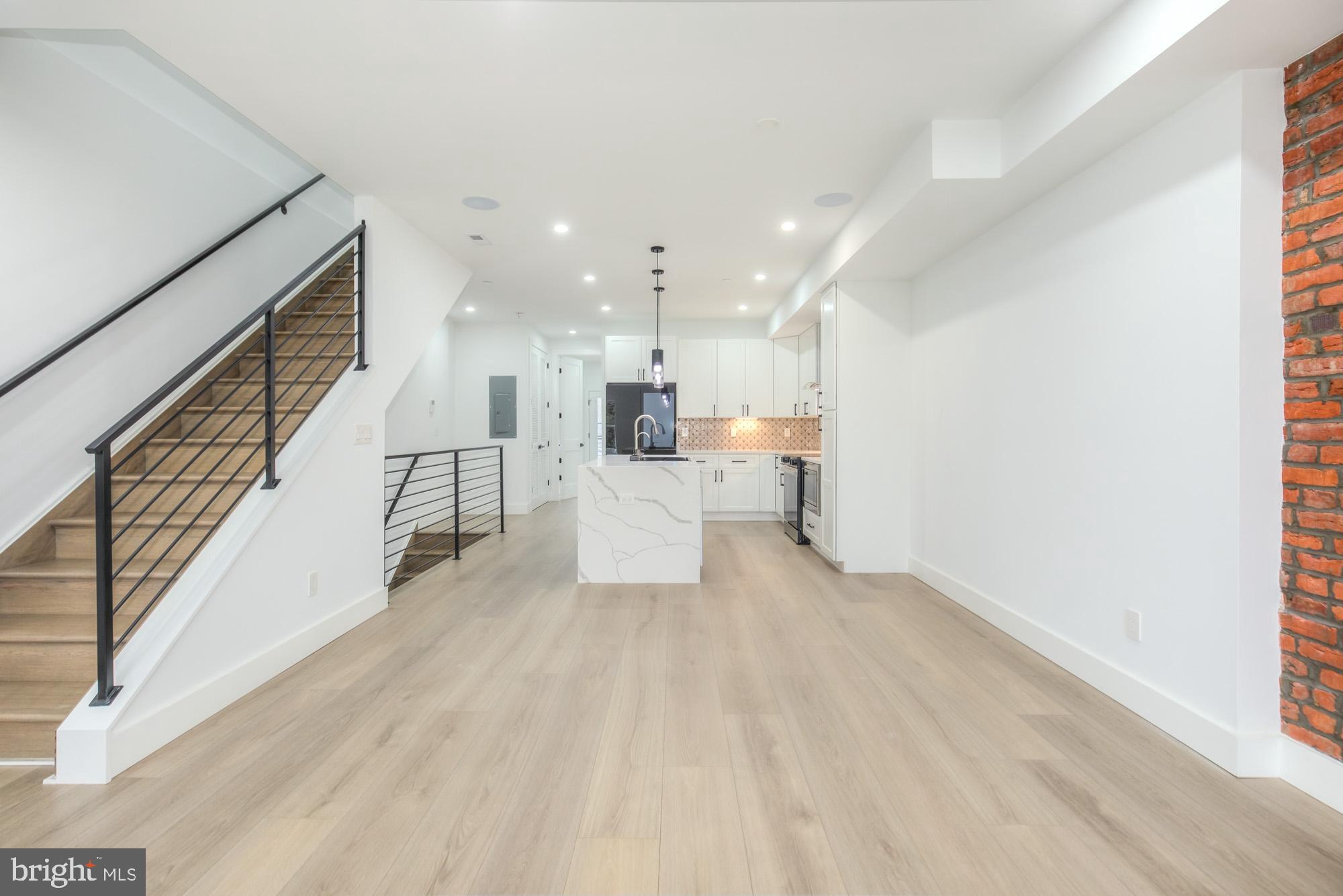 1218 5TH STREET NE 2