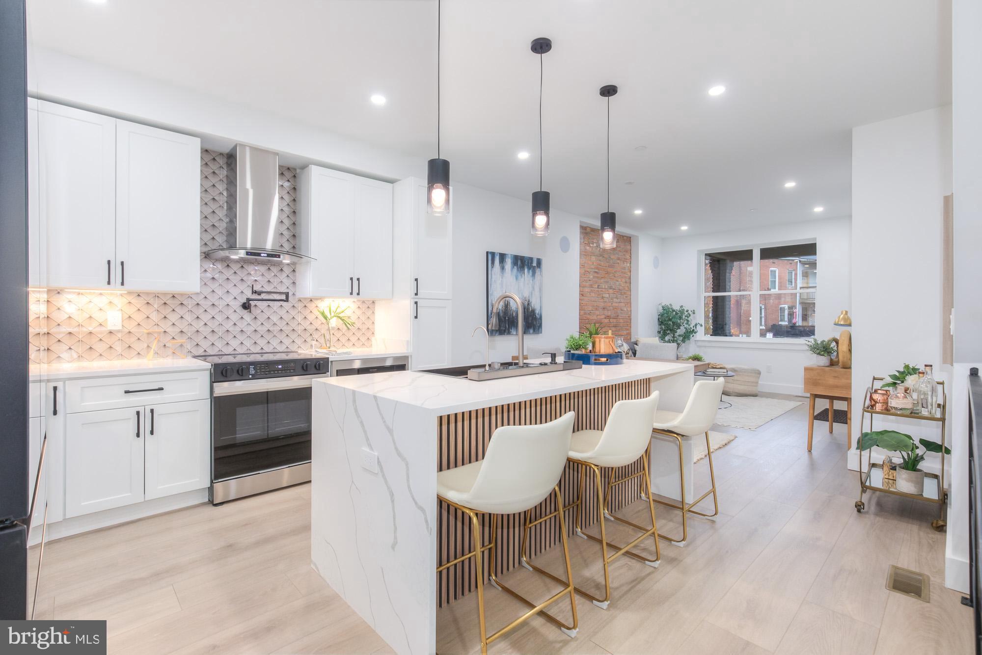 1218 5TH STREET NE 2