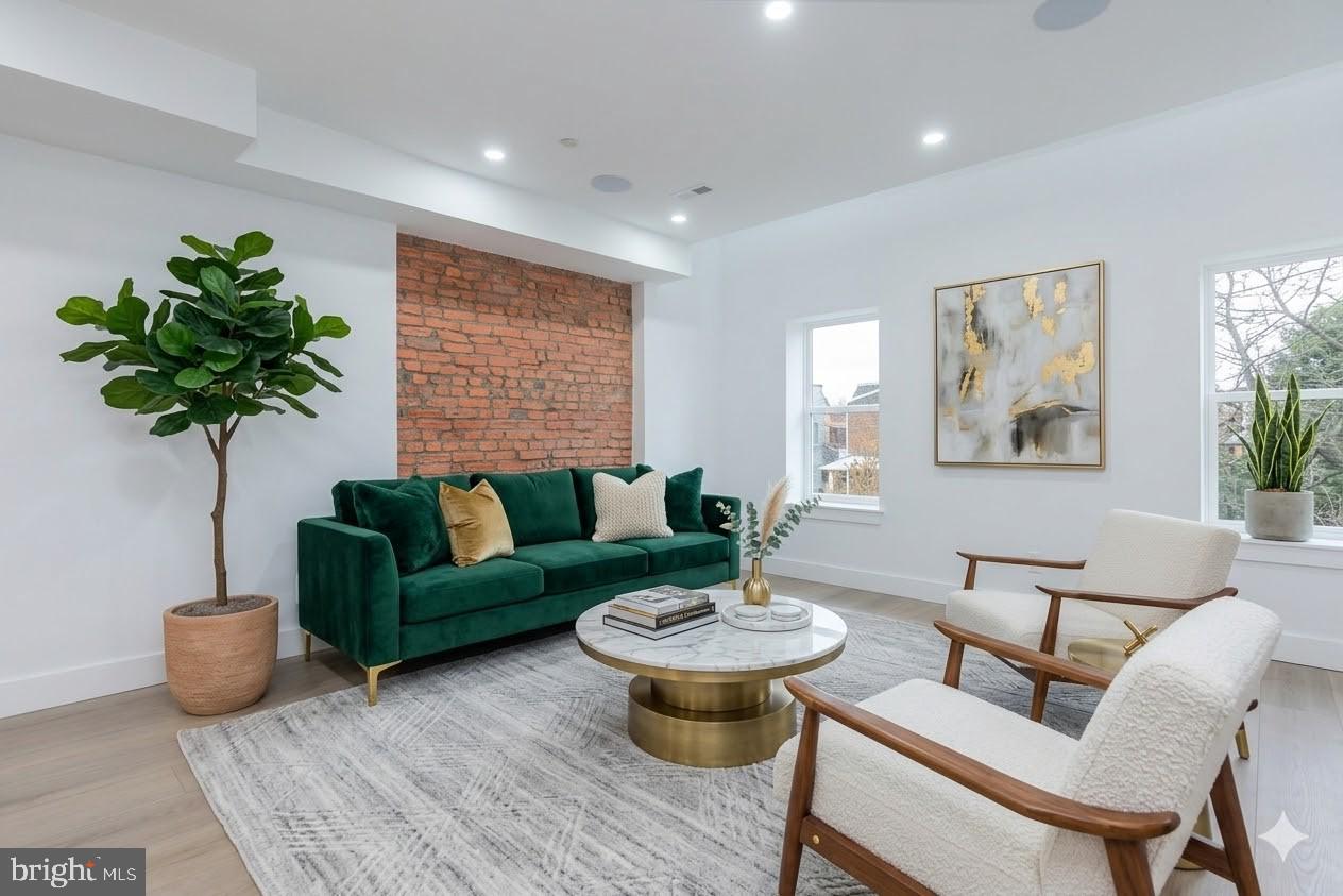 1218 5TH STREET NE 2