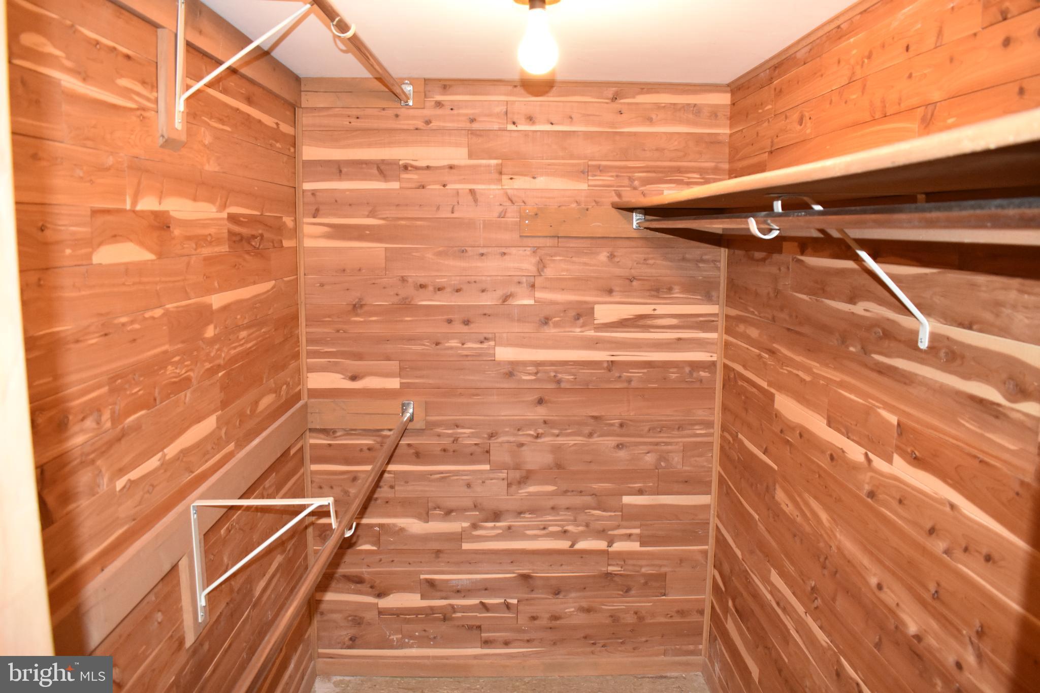 KENWOOD - Residential