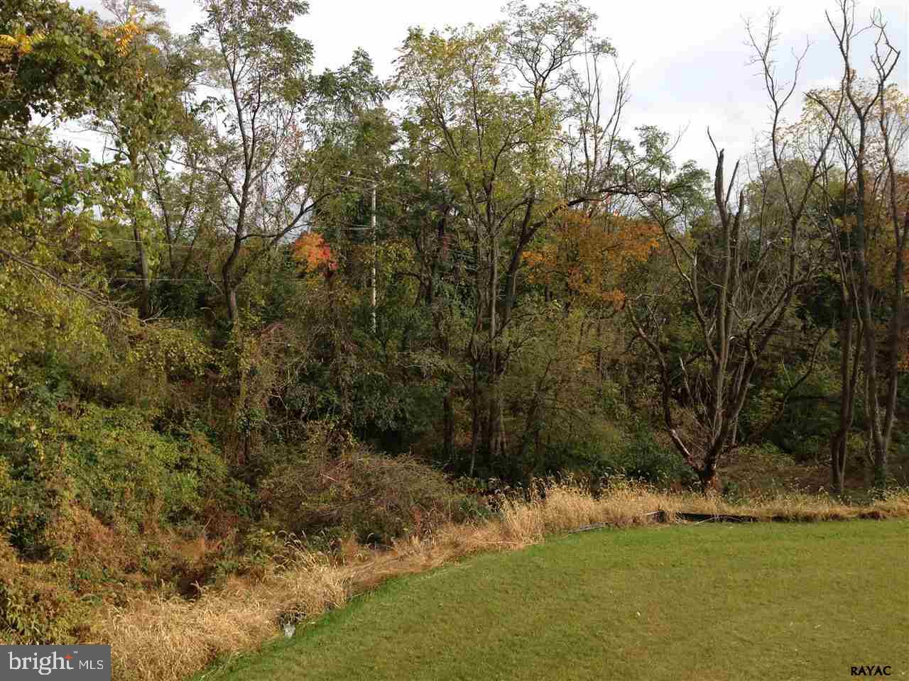 IVY GREENS - Residential